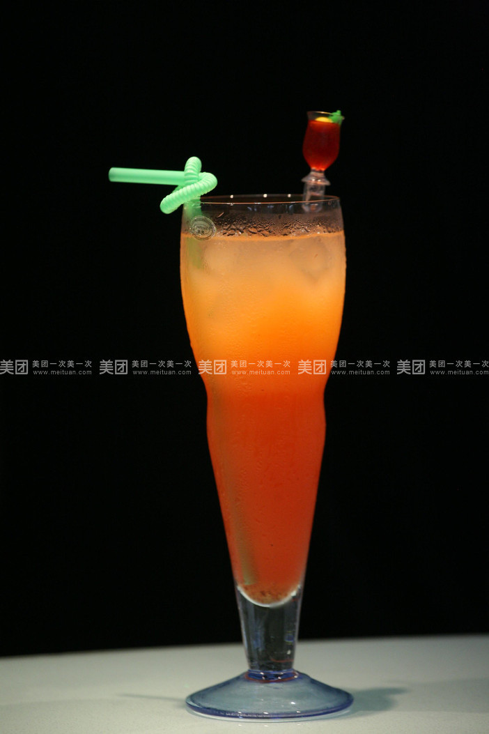 严陵社区:追忆峥嵘岁月 慰问退伍老兵‘星空官网’(图1) 星空官网